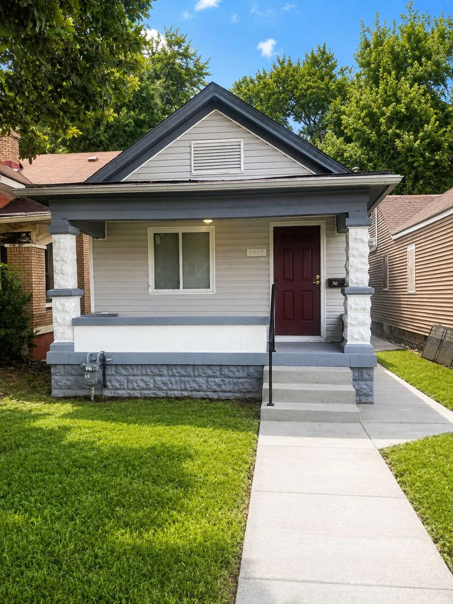 3031 Grand Ave