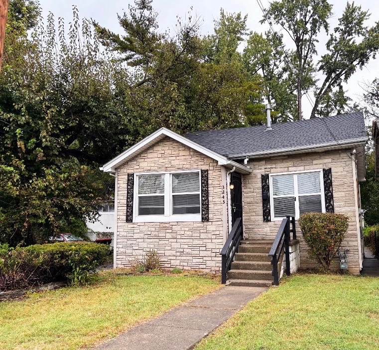 3245 Larkwood Ave Shawnee