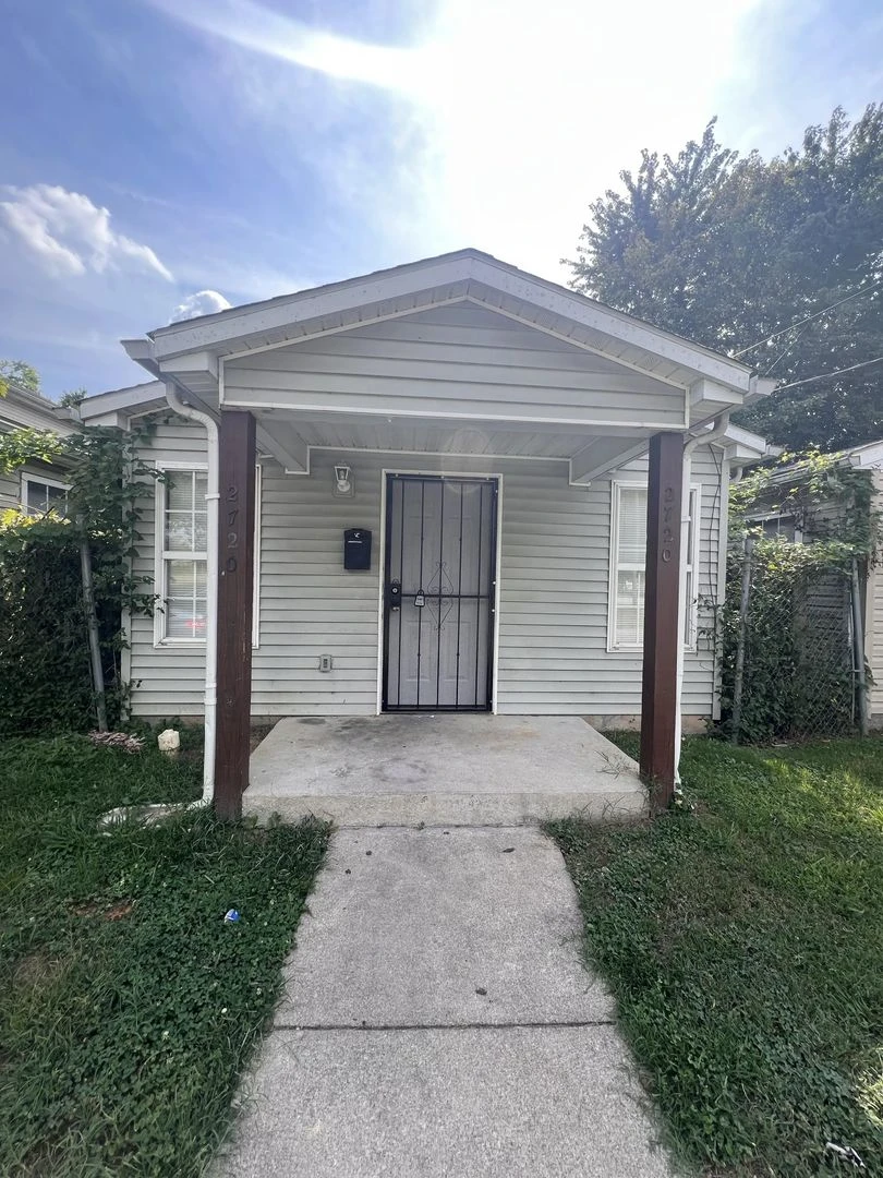 2720 Montgomery St.